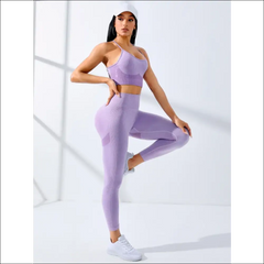 2-Piece Seamless Yoga Set – Thin-Strap Sports Bra and High-Waisted Leggings