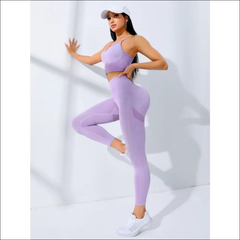 2-Piece Seamless Yoga Set – Thin-Strap Sports Bra and High-Waisted Leggings