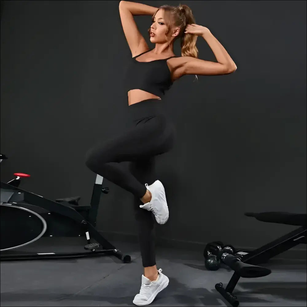 2 Pieces Women’s Tracksuit Seamless Yoga Set - black / S