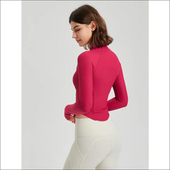 Women’s Slim Fit Zipper Sports Jacket – Long-Sleeved Fitness Top